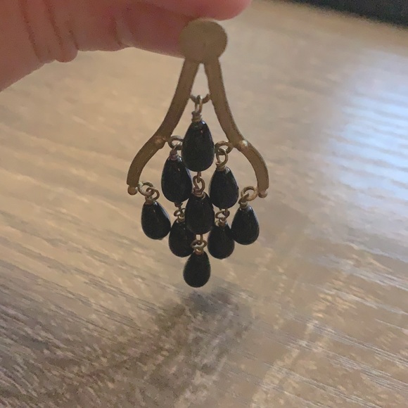 Chandelier Black Teardrop/Bead Earrings - Picture 3 of 4